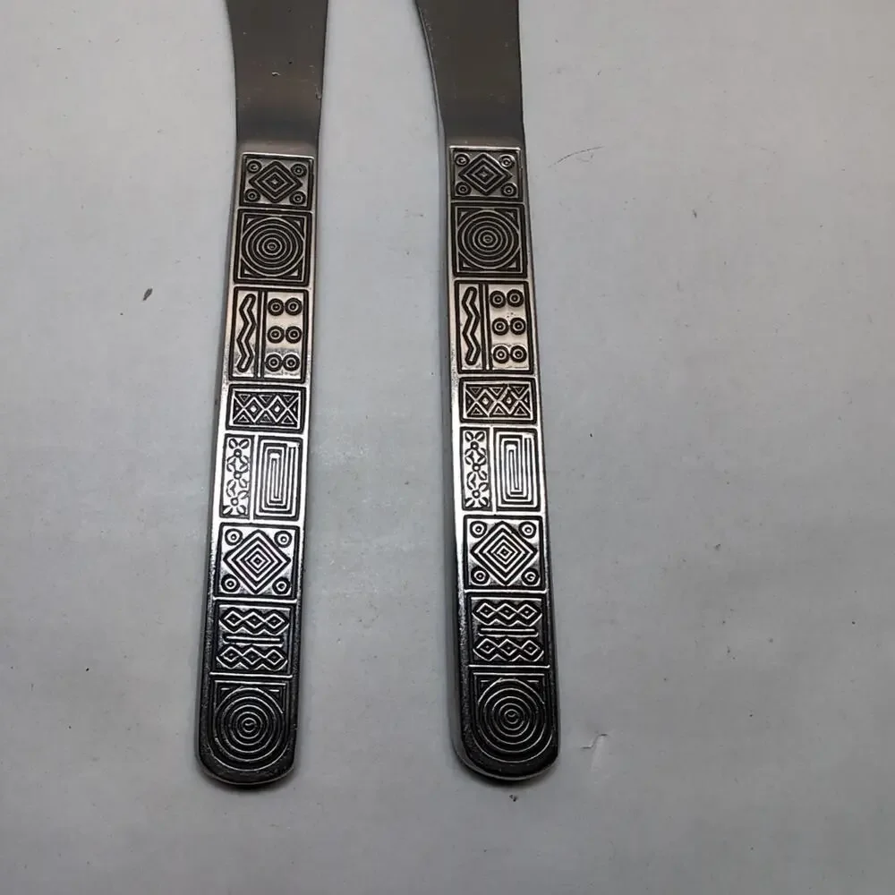 Set‎ of 2 Cambridge Aztec Stainless Flatware Dinner Knife Silverware